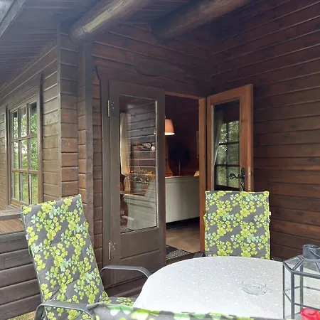 Charmantes Mit Terrasse In Der Suedheide *